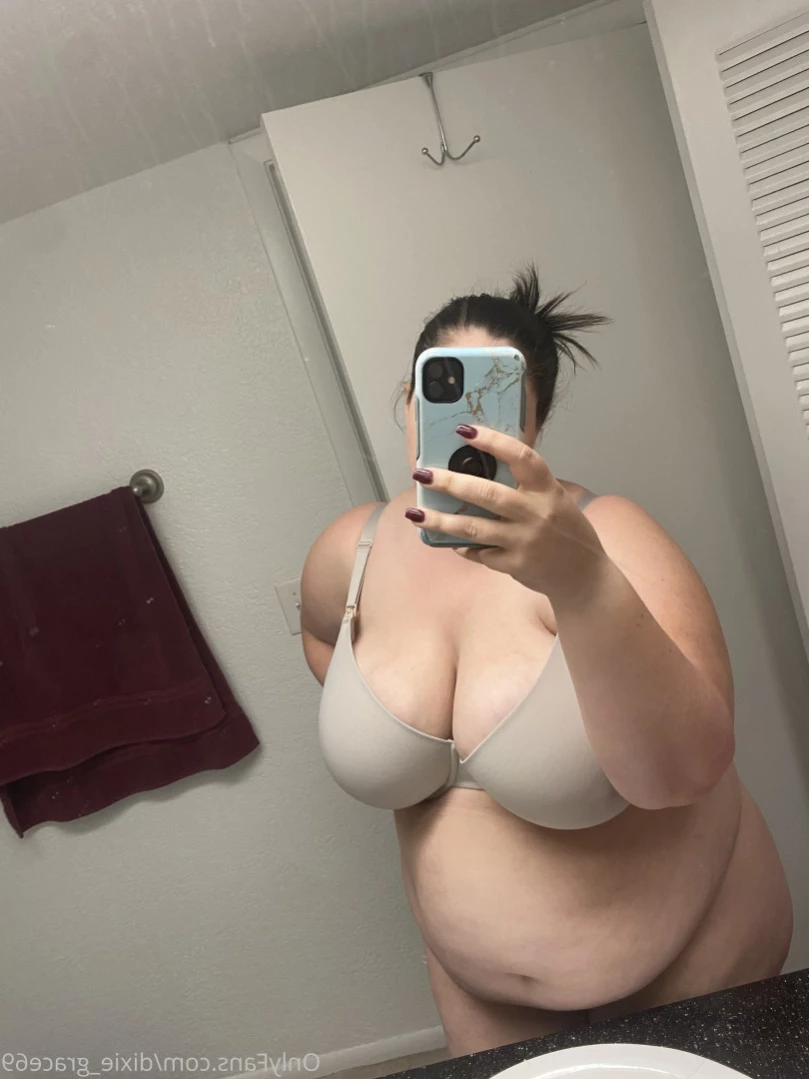 Dixie Grace [ dixie_grace69 ] Onlyfans leaked photo 11832789 on Hotleaks.tv