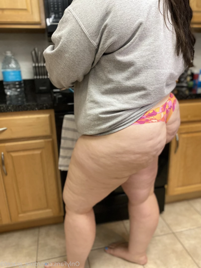 Dixie Grace [ dixie_grace69 ] Onlyfans leaked photo 14366145 on Hotleaks.tv