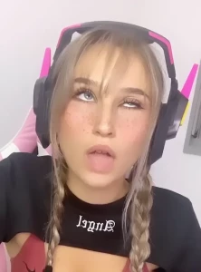 Gun Waifu [ nataliafadeev ] Onlyfans leaked video 1681164 on Hotleaks.tv
