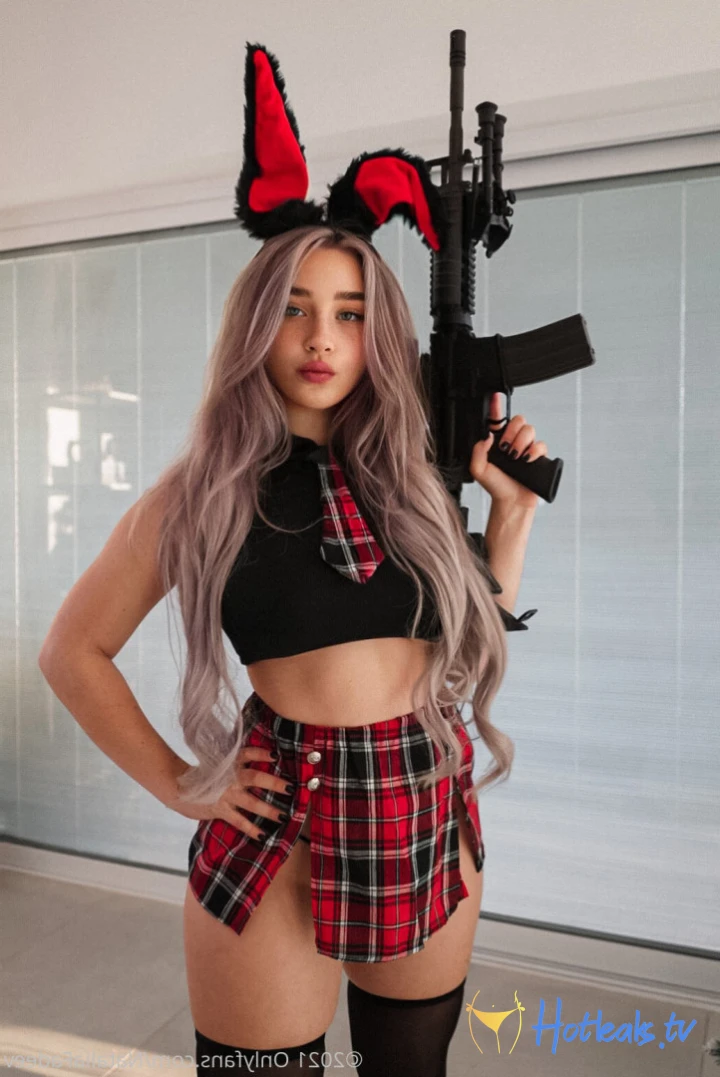 Gun Waifu [ nataliafadeev ] Onlyfans leaked photo 15624527 on Hotleaks.tv