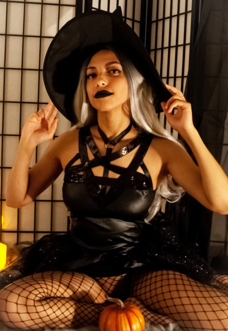 Domi Versailles [ domiversailles ] Onlyfans leaked photo 11943102 on Hotleaks.tv
