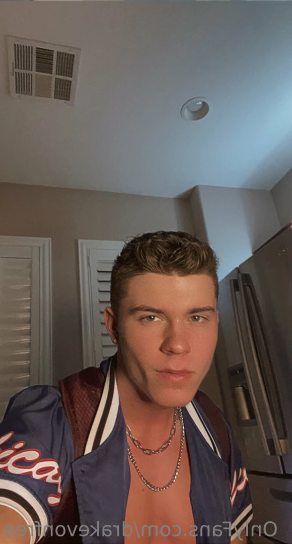DrakeVonXXXFREE [ drakevonfree ] Onlyfans leaked photo 12403805 on Hotleaks.tv