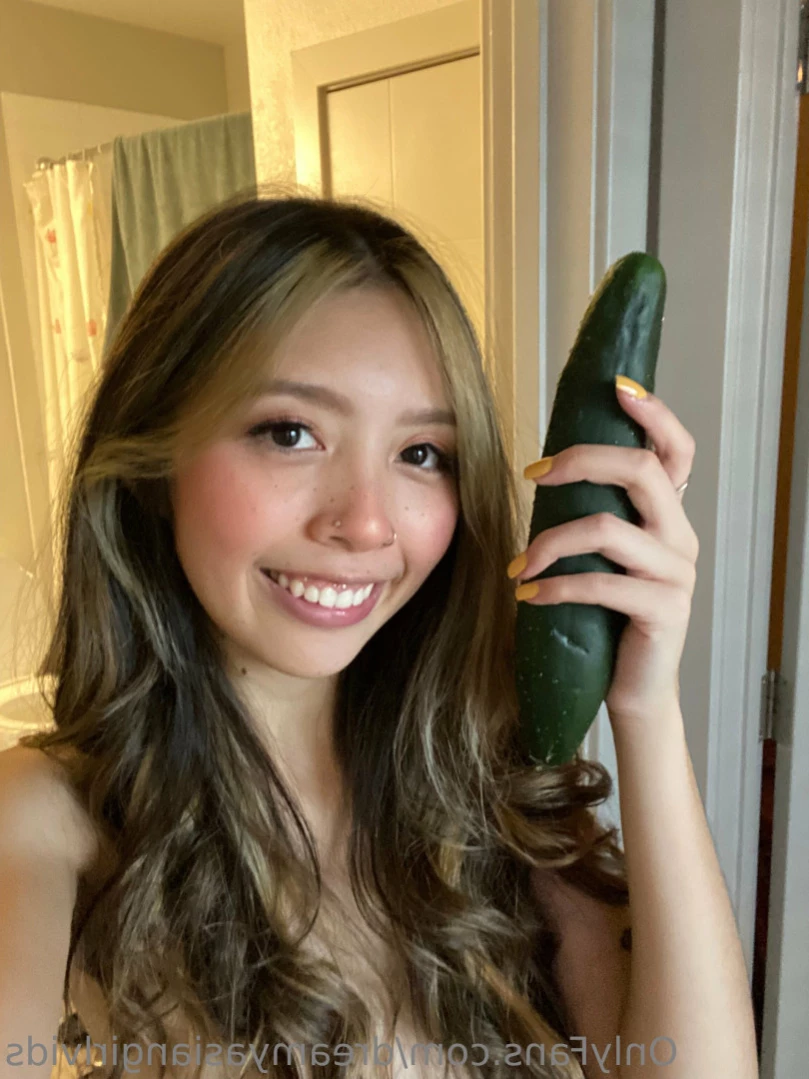 Yuki ✨ [ dreamyasiangirl ] Onlyfans leaked photo 11900875 on Hotleaks.tv