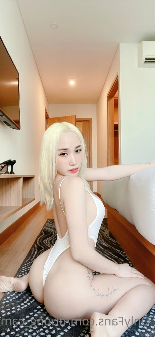 𝐃𝐮̛𝐨̛𝐧𝐠 𝐍𝐠𝐮𝐲𝐞̣̂𝐭 𝐂𝐚̂̀𝐦 [ duong_cam ] Onlyfans leaked photo 11911169 on Hotleaks.tv