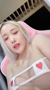15886634