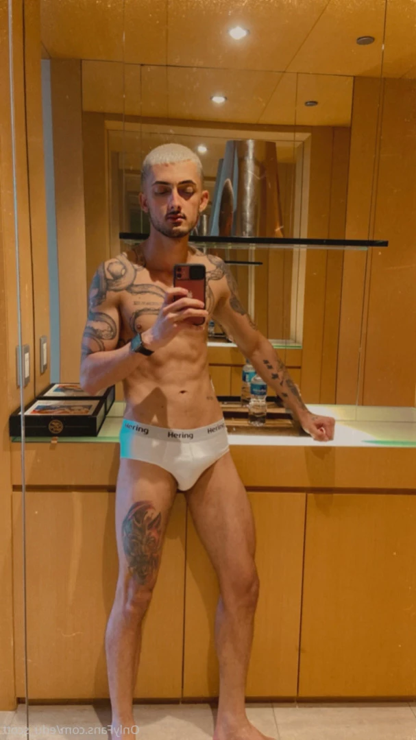 💈Naked barber  💇🏻‍♂️💈 [ edu_scott ] Onlyfans leaked photo 11909007 on Hotleaks.tv