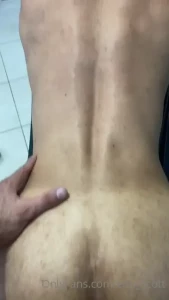 14895928
