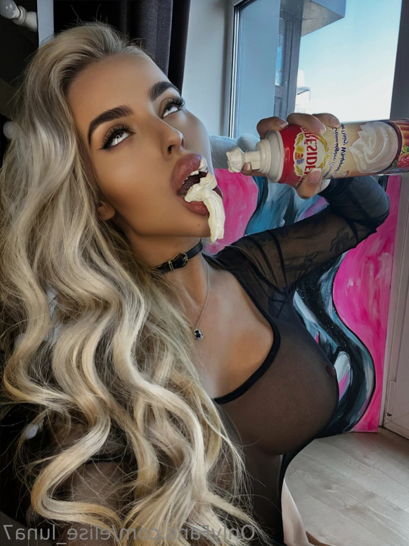 Elise [ elise_luna7 ] Onlyfans leaked photo 12769449 on Hotleaks.tv