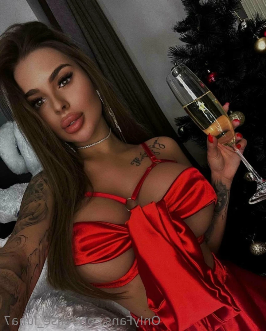 Elise [ elise_luna7 ] Onlyfans leaked photo 14409961 on Hotleaks.tv