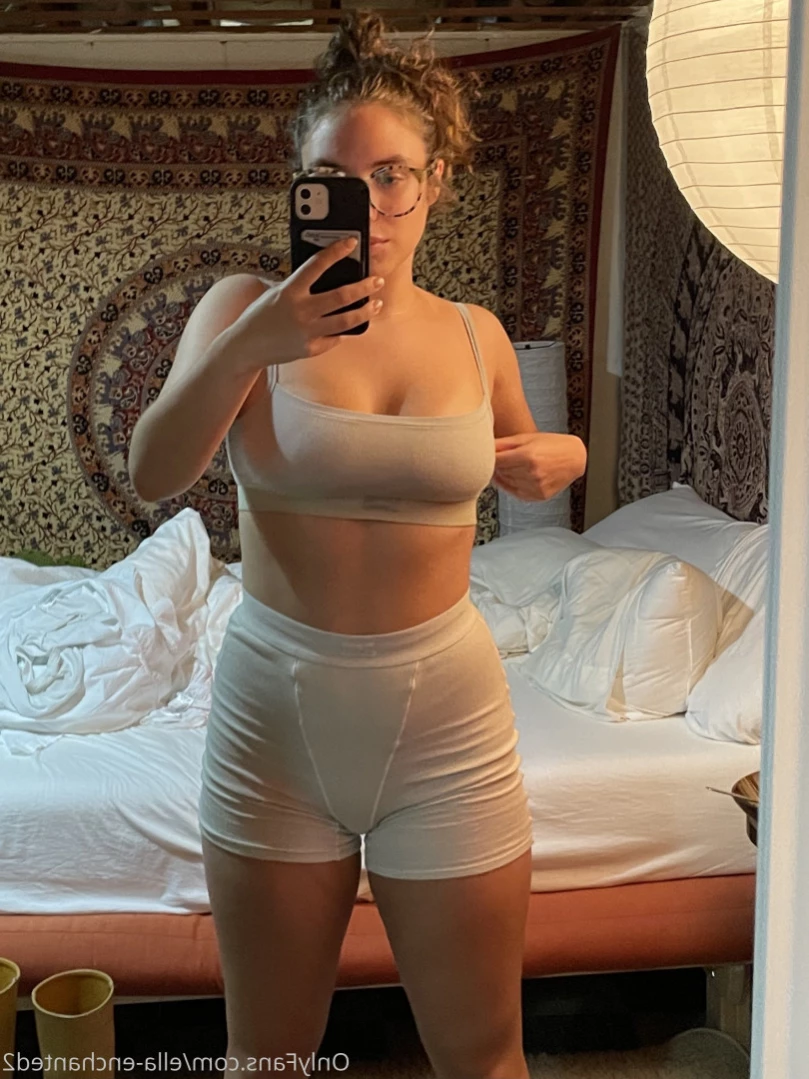El [ ella-enchanted2 ] Onlyfans leaked photo 11578145 on Hotleaks.tv