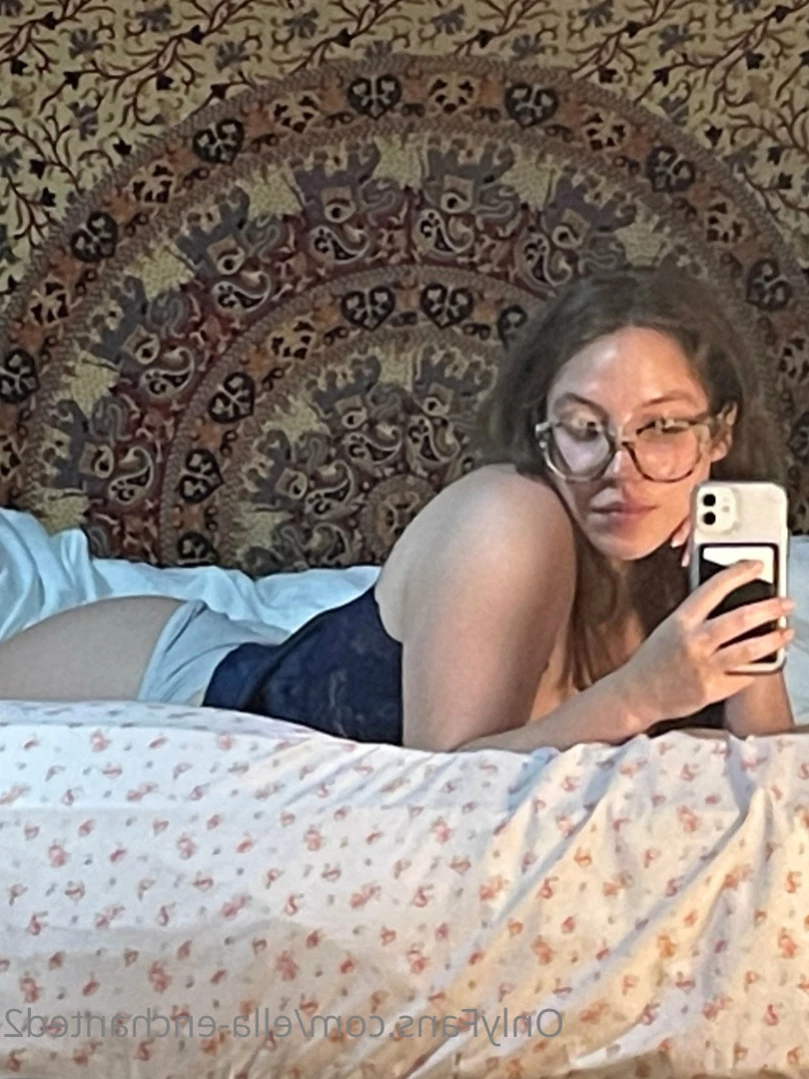 El [ ella-enchanted2 ] Onlyfans leaked photo 12411335 on Hotleaks.tv