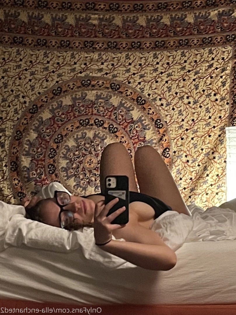 El [ ella-enchanted2 ] Onlyfans leaked photo 13386045 on Hotleaks.tv