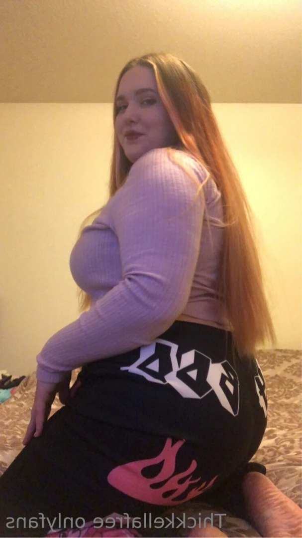 Big booty bitchh [ ellepper2177 ] Onlyfans leaked photo 14305596 on Hotleaks.tv