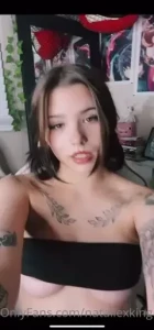 9506318