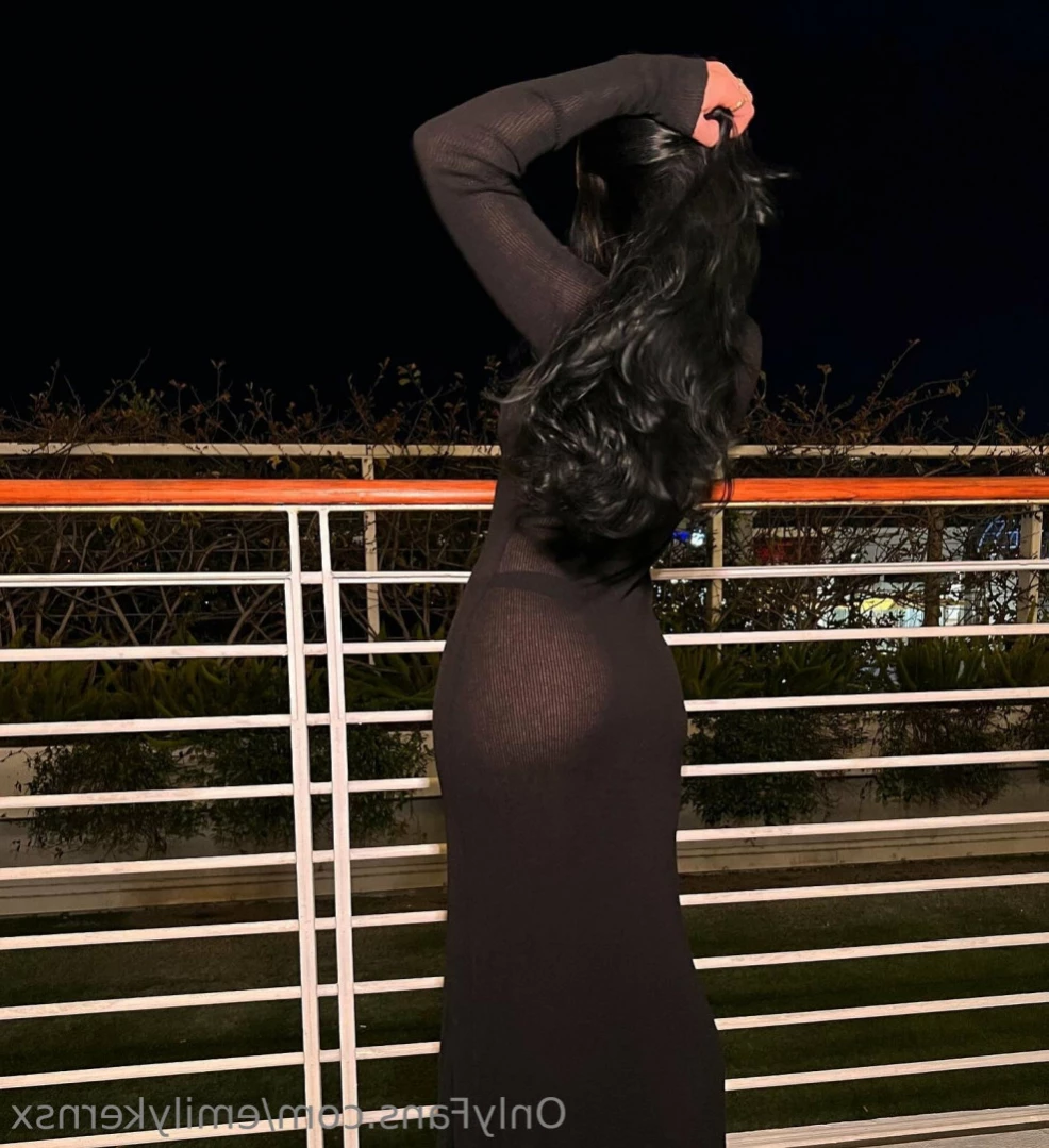 Emily [ emilykernsx ] Onlyfans leaked photo 12249186 on Hotleaks.tv