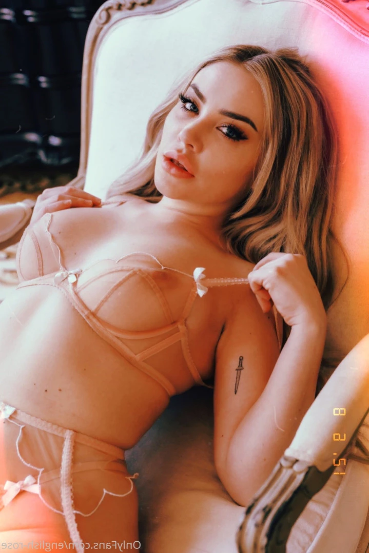 Englishrose [ english-rose ] Onlyfans leaked photo 12305929 on Hotleaks.tv