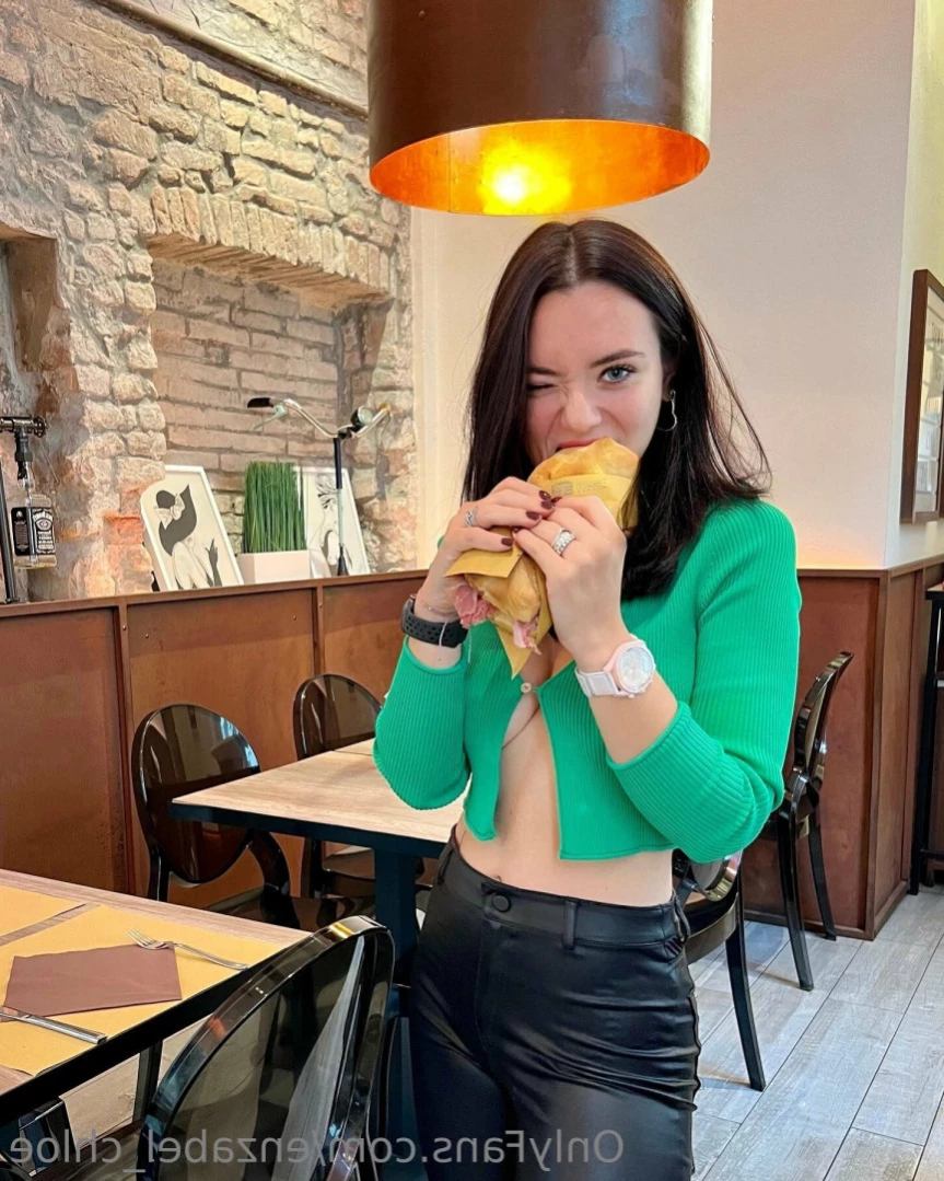 enzabel_chloe Onlyfans leaked photo 13599389 on Hotleaks.tv
