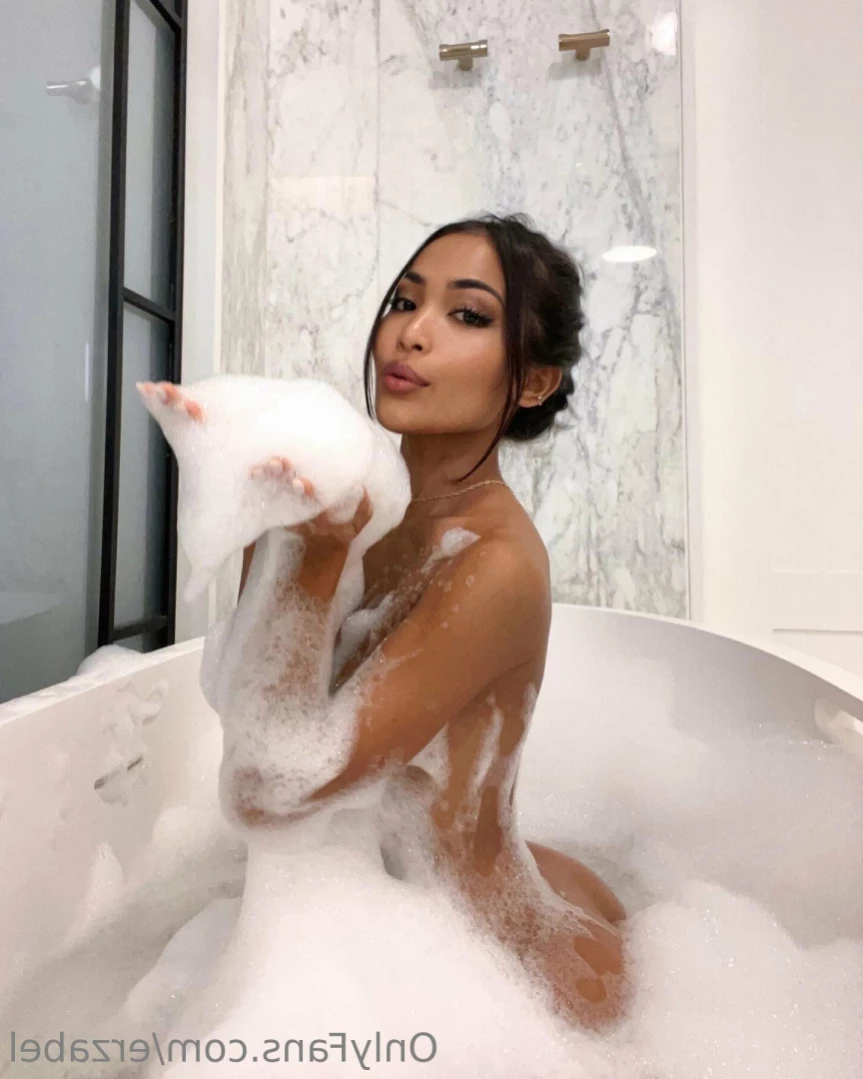 erzabel Onlyfans leaked photo 13880000 on Hotleaks.tv