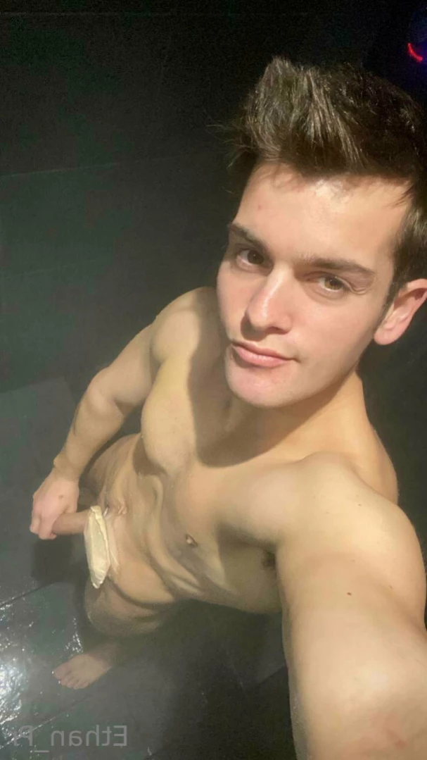 Ethan P [ ethan_pr ] Onlyfans leaked photo 10898170 on Hotleaks.tv