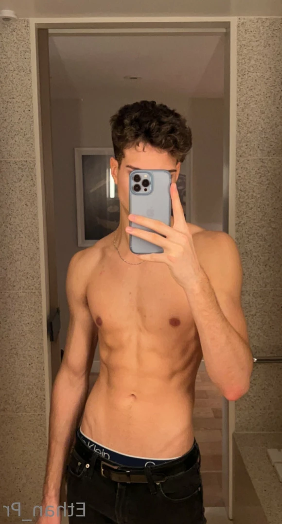 Ethan P [ ethan_pr ] Onlyfans leaked photo 12234799 on Hotleaks.tv