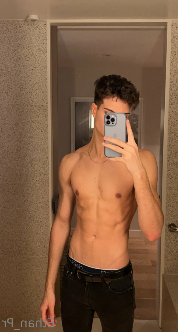 Ethan P [ ethan_pr ] Onlyfans leaked photo 12234814 on Hotleaks.tv