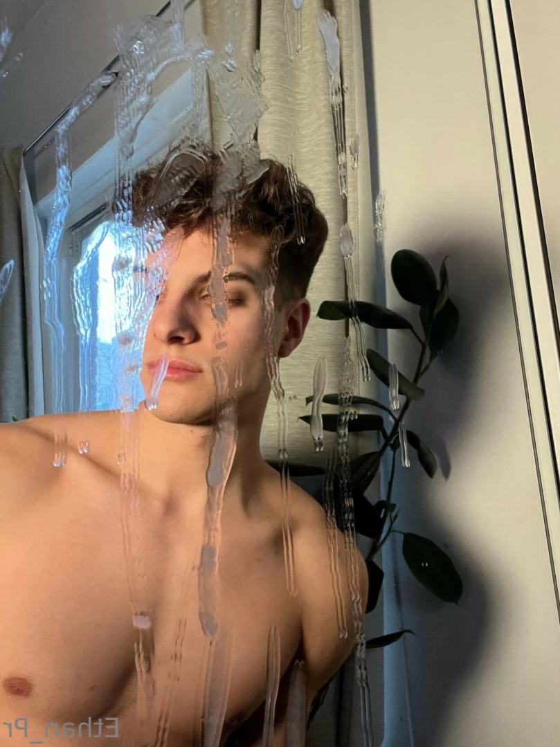 Ethan P [ ethan_pr ] Onlyfans leaked photo 12629363 on Hotleaks.tv
