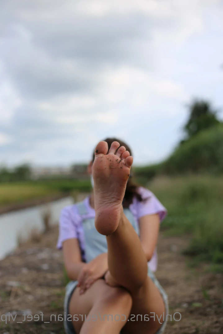 Eurasian Feet VIP [ eurasian_feet_vip ] Onlyfans leaked photo 12232444 on Hotleaks.tv