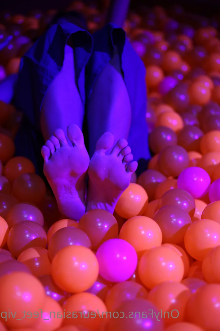 Eurasian Feet VIP [ eurasian_feet_vip ] Onlyfans leaked photo 14311188 on Hotleaks.tv
