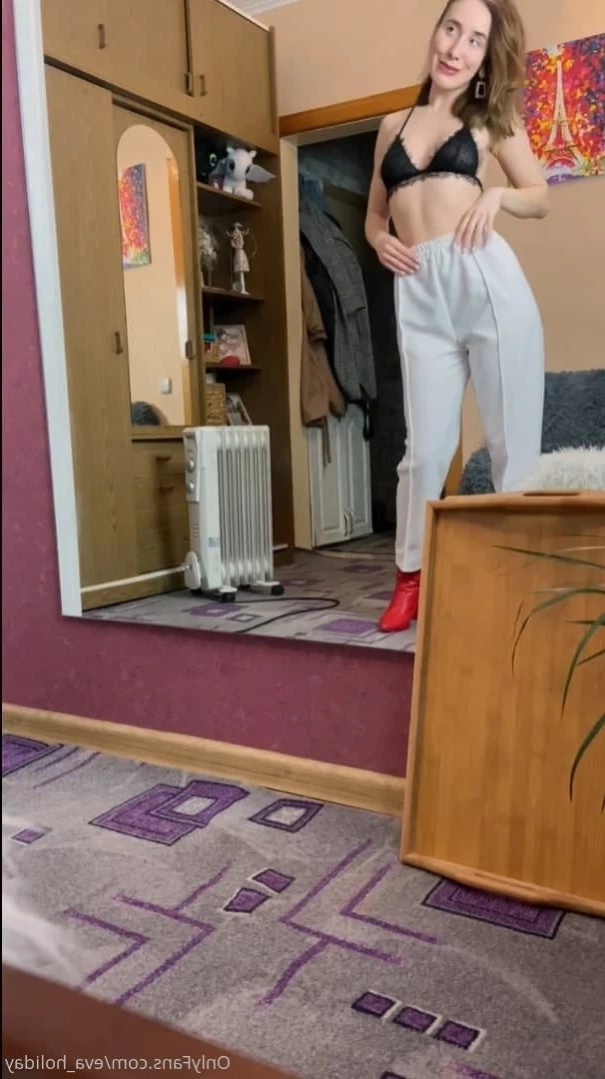 🎀Eva Holiday🎀 [ evaholiday ] Onlyfans leaked photo 11815623 on Hotleaks.tv