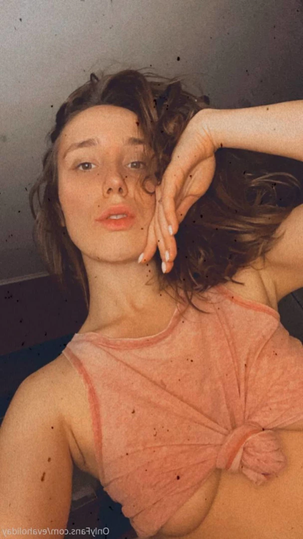 🎀Eva Holiday🎀 [ evaholiday ] Onlyfans leaked photo 12226763 on Hotleaks.tv