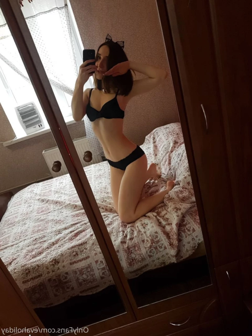 🎀Eva Holiday🎀 [ evaholiday ] Onlyfans leaked photo 15261281 on Hotleaks.tv