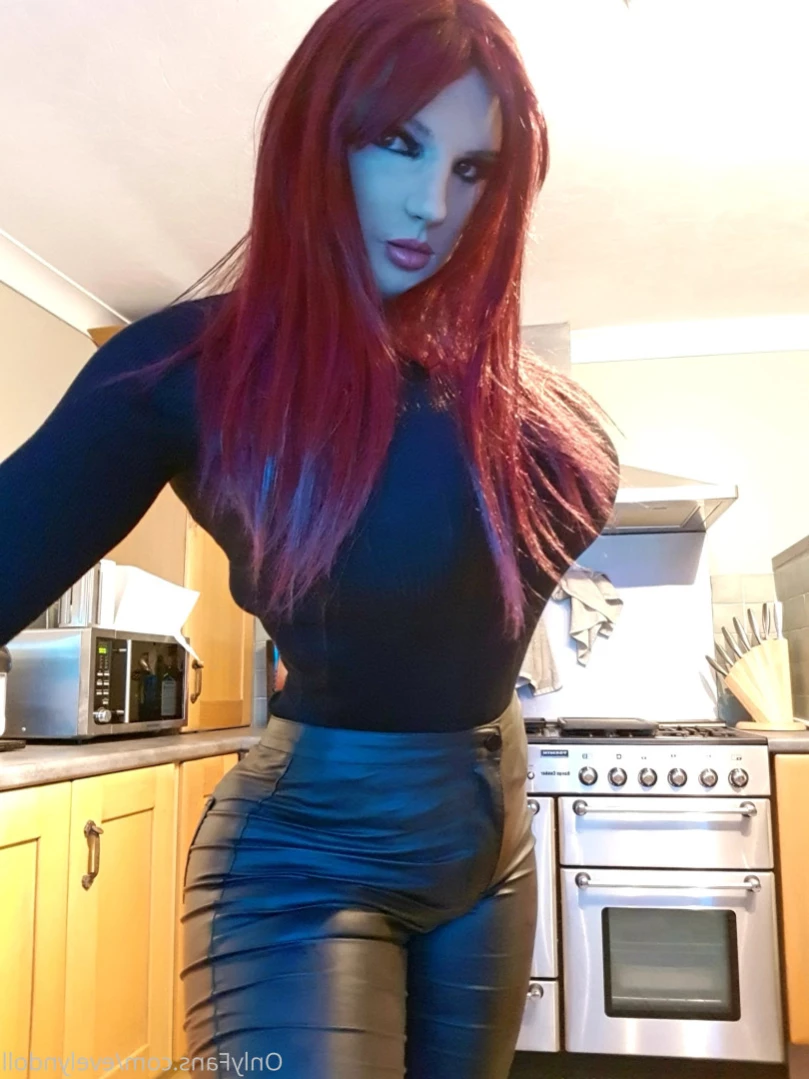 Evelyn Rubberdoll [ evelyndoll ] Onlyfans leaked photo 11645439 on Hotleaks.tv