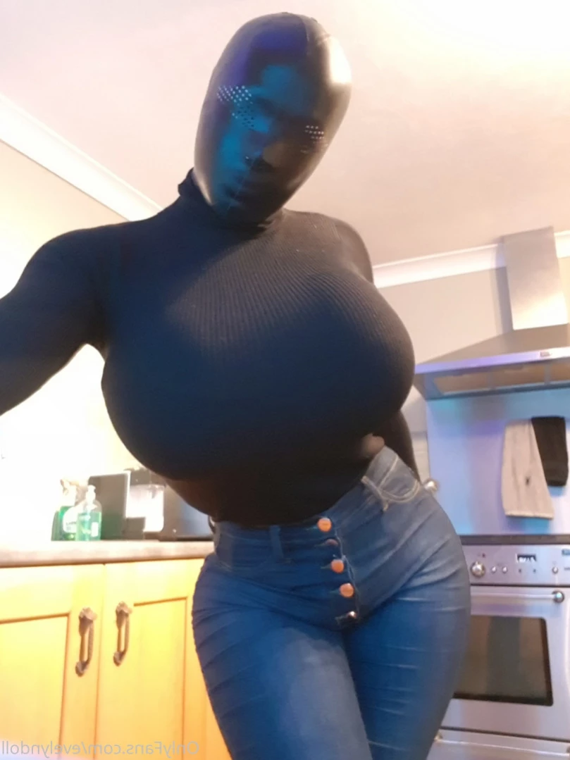 Evelyn Rubberdoll [ evelyndoll ] Onlyfans leaked photo 12219668 on Hotleaks.tv