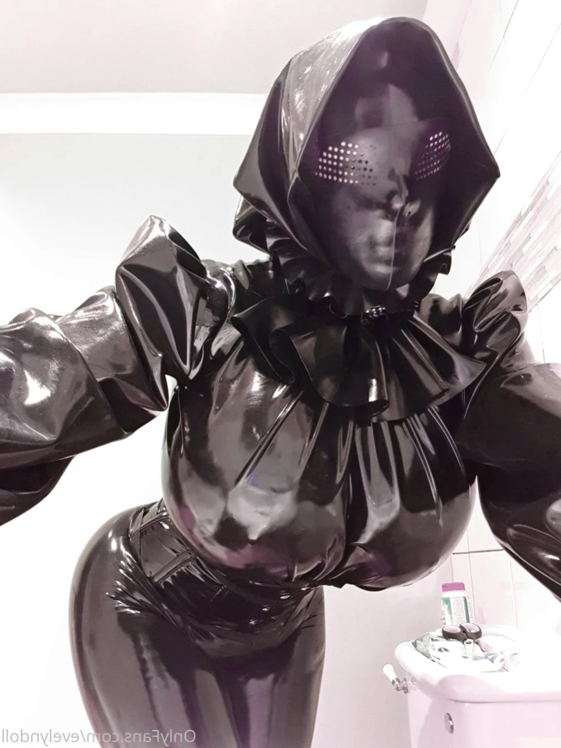 Evelyn Rubberdoll [ evelyndoll ] Onlyfans leaked photo 12220757 on Hotleaks.tv