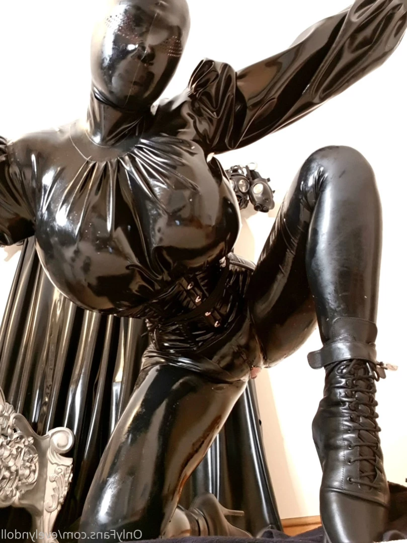 Evelyn Rubberdoll [ evelyndoll ] Onlyfans leaked photo 12221406 on Hotleaks.tv