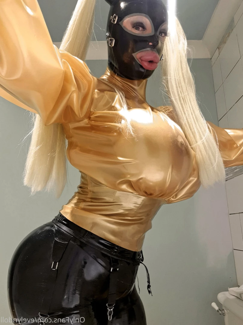 Evelyn Rubberdoll [ evelyndoll ] Onlyfans leaked photo 12791665 on Hotleaks.tv
