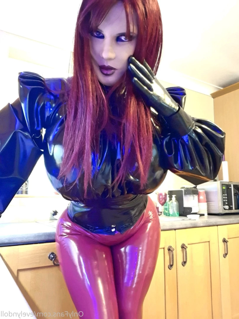 Evelyn Rubberdoll [ evelyndoll ] Onlyfans leaked photo 12951418 on Hotleaks.tv