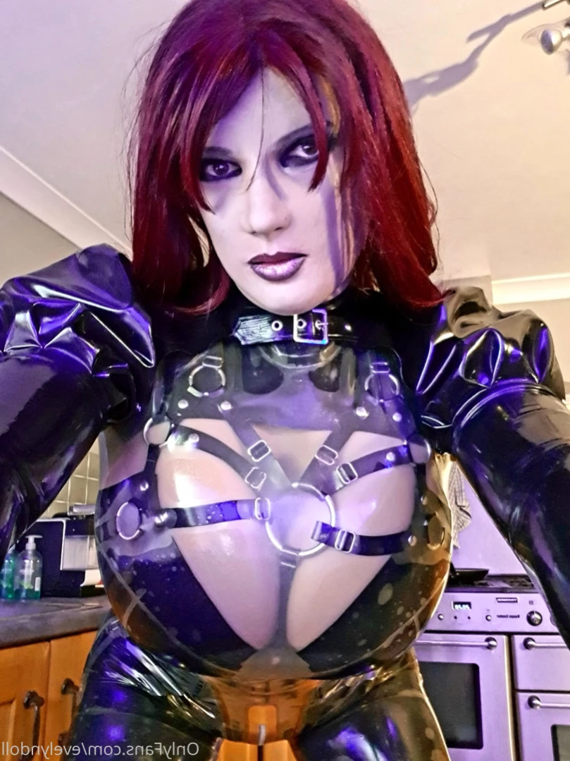 Evelyn Rubberdoll [ evelyndoll ] Onlyfans leaked photo 13825179 on Hotleaks.tv