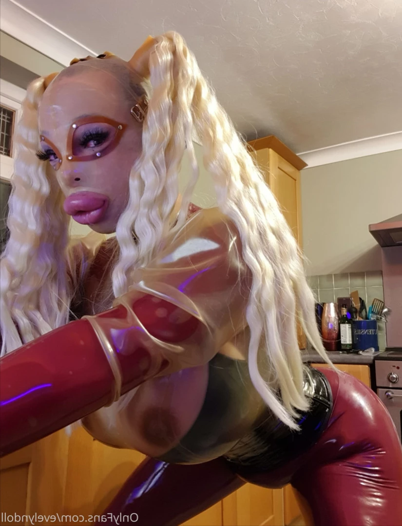 Evelyn Rubberdoll [ evelyndoll ] Onlyfans leaked photo 13878766 on Hotleaks.tv