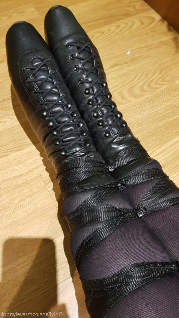 Evelyn Rubberdoll [ evelyndoll ] Onlyfans leaked photo 14730381 on Hotleaks.tv
