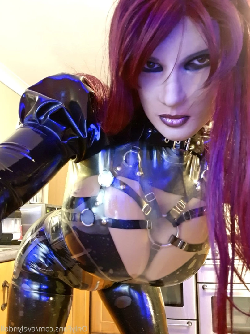Evelyn Rubberdoll [ evelyndoll ] Onlyfans leaked photo 15261481 on Hotleaks.tv