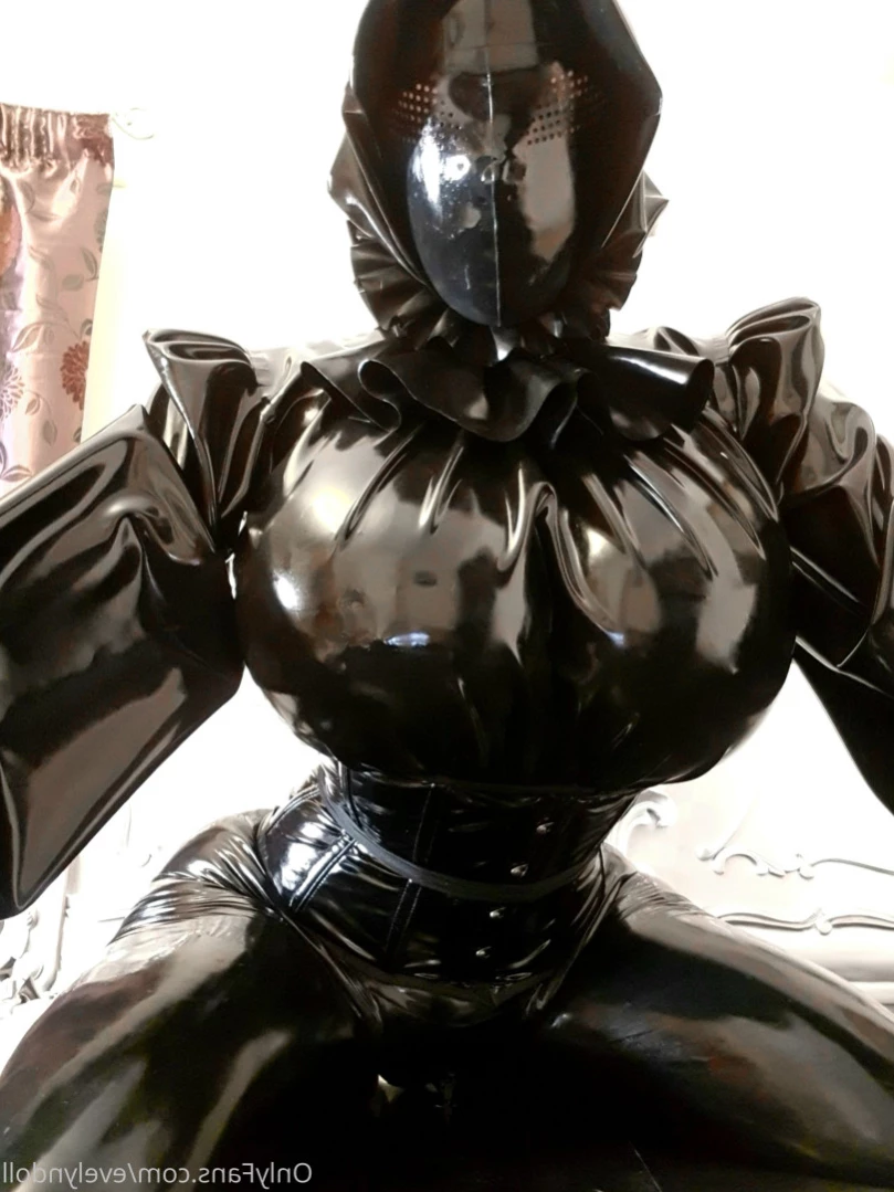 Evelyn Rubberdoll [ evelyndoll ] Onlyfans leaked photo 15261531 on Hotleaks.tv