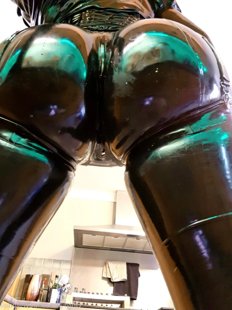 Evelyn Rubberdoll [ evelyndoll ] Onlyfans leaked photo 15928614 on Hotleaks.tv
