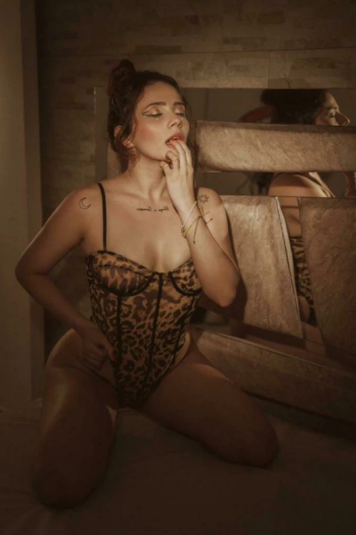 Eve Rouge 🌹 TINY RED E-GIRL 🌹 [ everougex ] Onlyfans leaked photo 12349181 on Hotleaks.tv