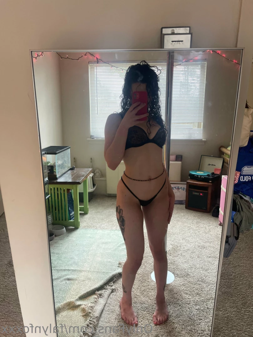 falyn &lt;3 [ falynfoxxx ] Onlyfans leaked photo 12345592 on Hotleaks.tv