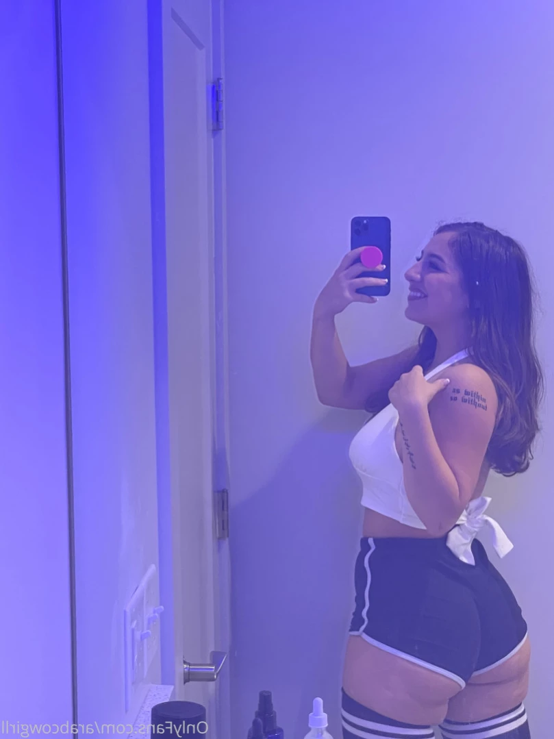 Farah Asteri [ farahasteri ] Onlyfans leaked photo 15831407 on Hotleaks.tv