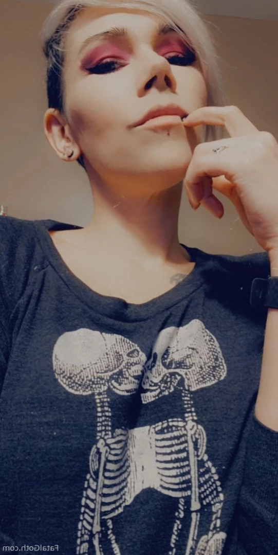 FatalGoth Free Account [ fatalgothfree ] Onlyfans leaked photo 12343704 on Hotleaks.tv