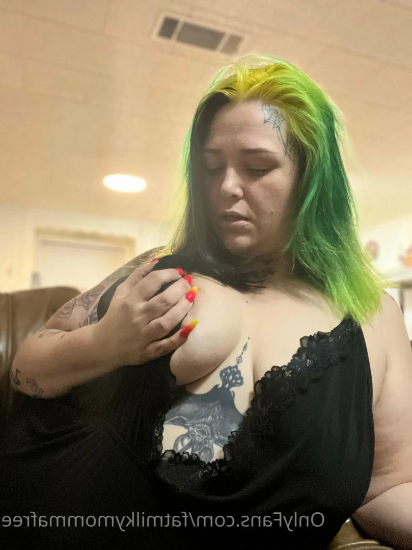 🦇 Little Missy May  🦇 ✨ BBW ✨ [ fatmilkymommafree ] Onlyfans leaked photo 11424507 on Hotleaks.tv