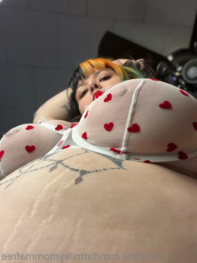 🦇 Little Missy May  🦇 ✨ BBW ✨ [ fatmilkymommafree ] Onlyfans leaked photo 12014273 on Hotleaks.tv