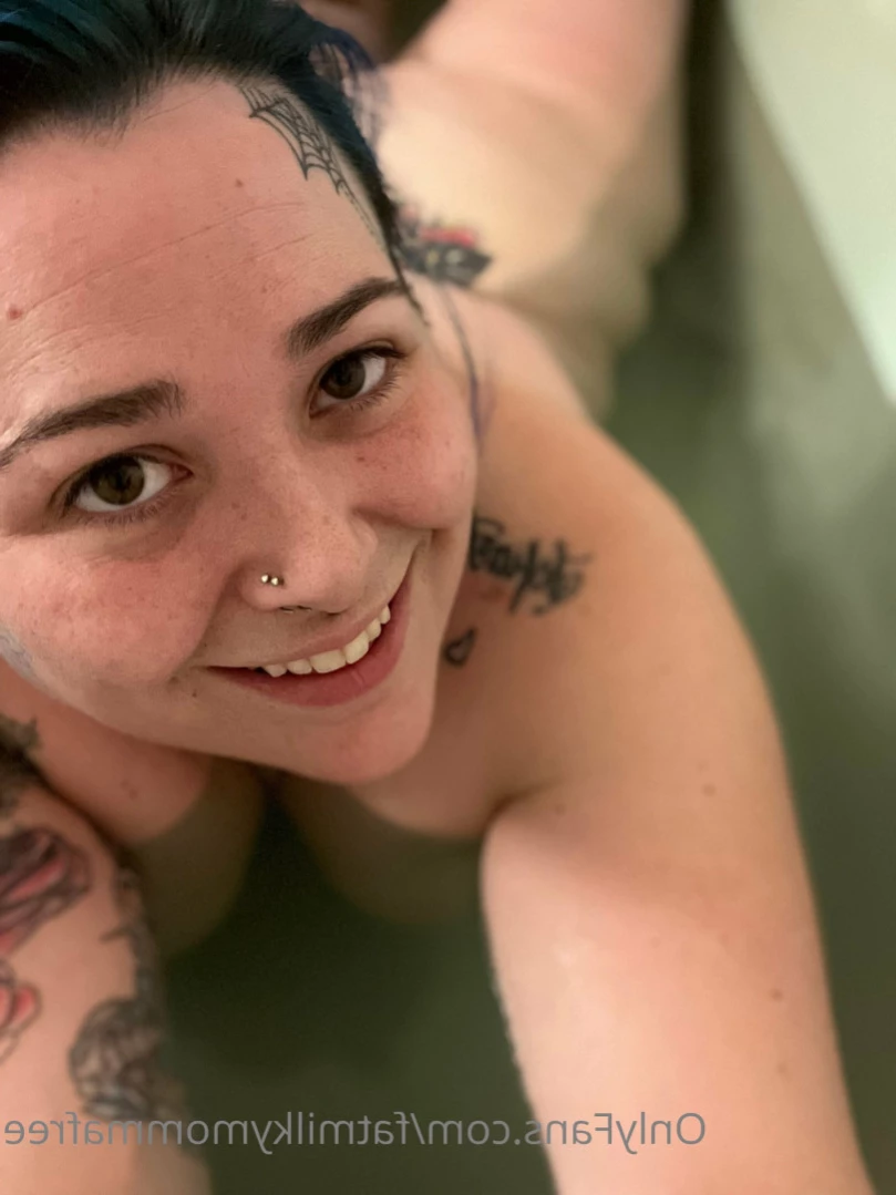 🦇 Little Missy May  🦇 ✨ BBW ✨ [ fatmilkymommafree ] Onlyfans leaked photo 12082042 on Hotleaks.tv